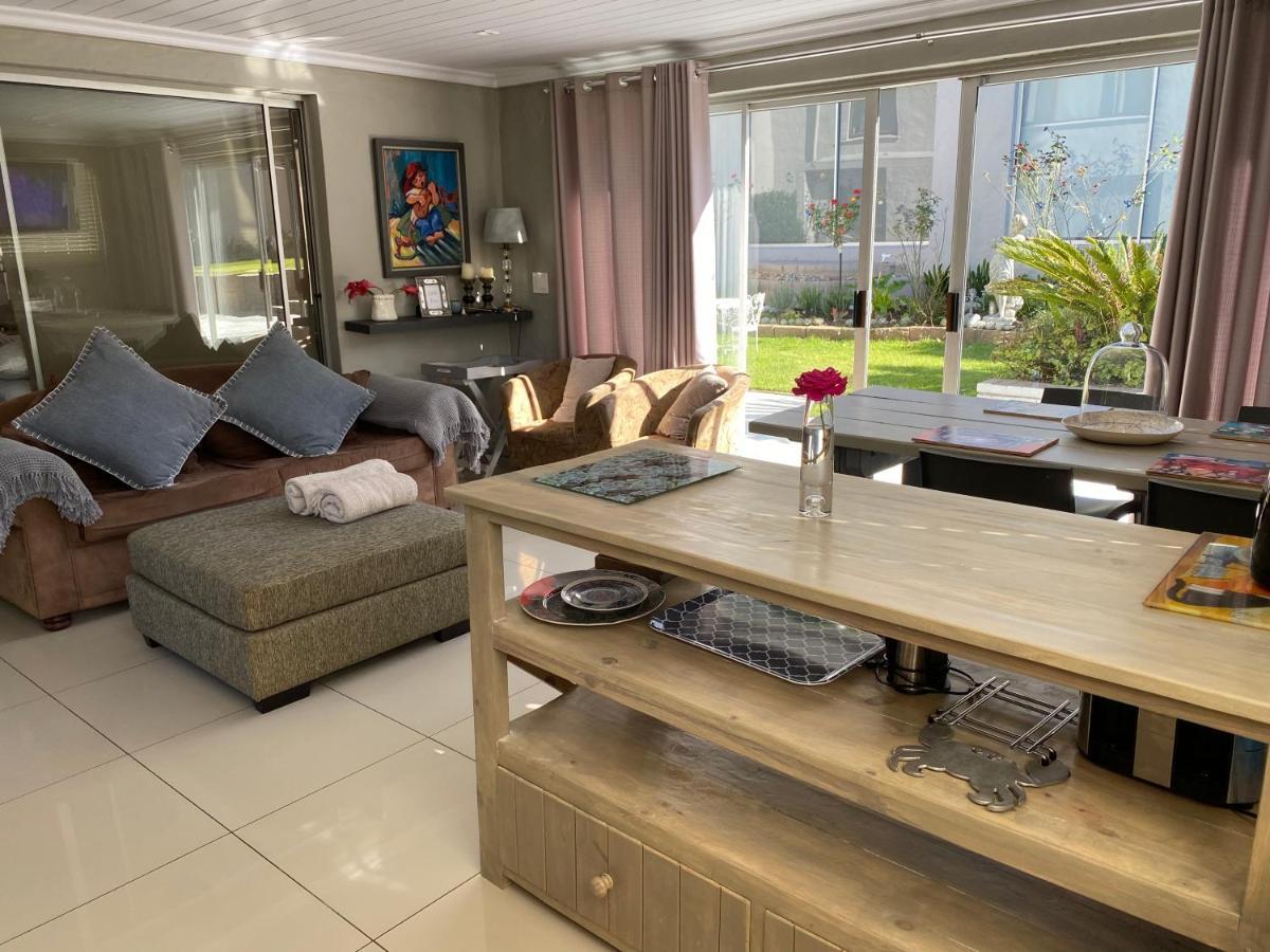 Little Fern Self Catering 호텔 조지 외부 사진